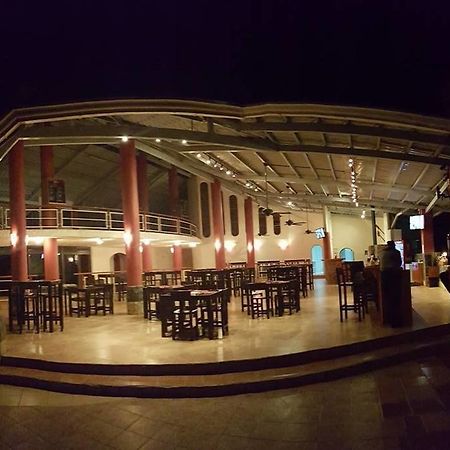 פלאיה קונצ'אל Condor Lodge מראה חיצוני תמונה